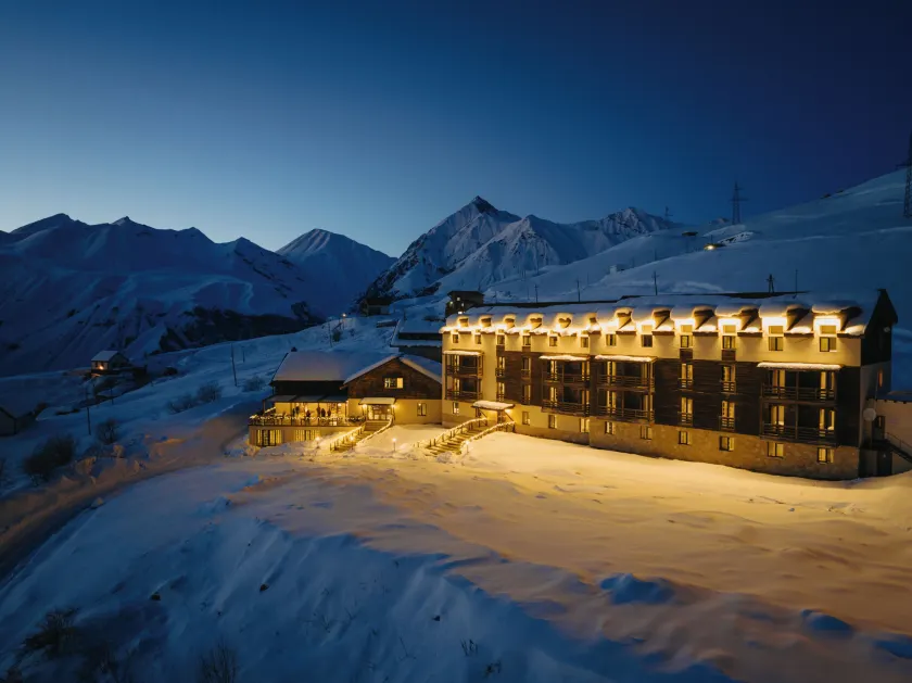 Alpina Hotel Gudauri - Image 1