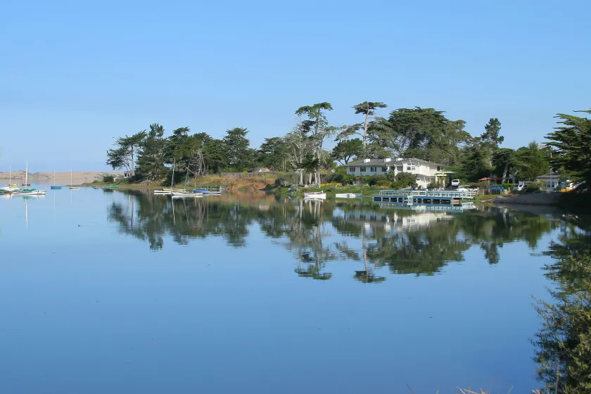 Back Bay Inn - Image 1