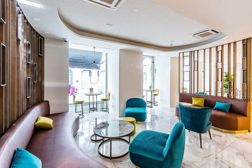The 7 Hotel, Suites, Studios & Apartments - Image 1