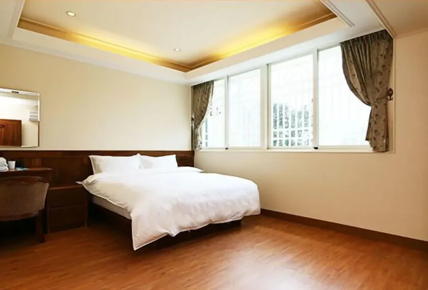 Happy Owner Homestay - Image 1