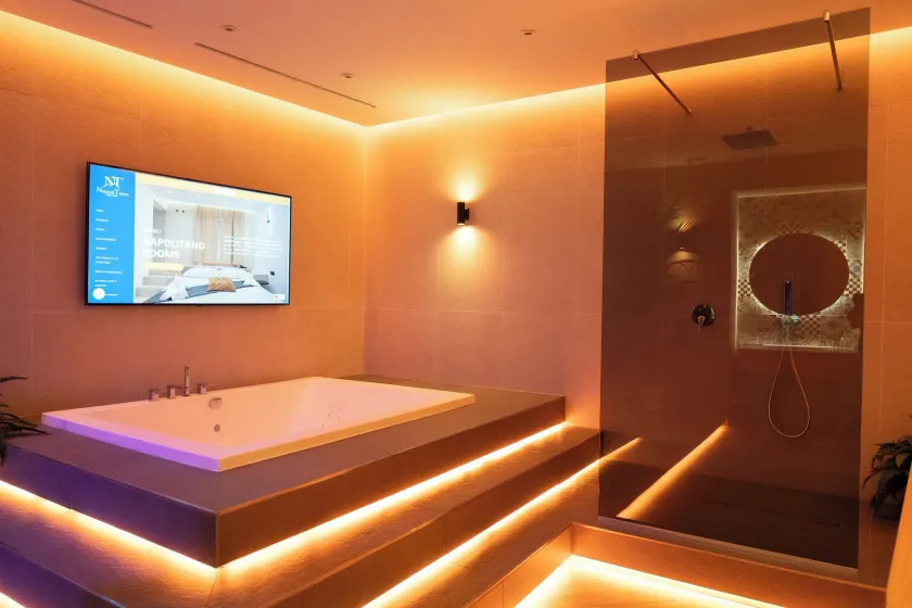 Napolitano Rooms - FLEGREA SPA - Image 1