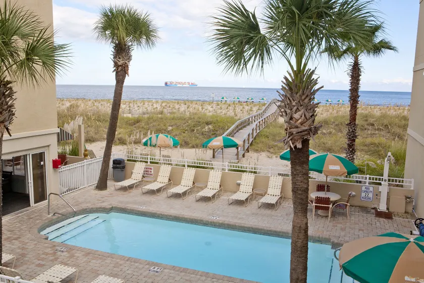 DeSoto Beach Hotel - Image 1