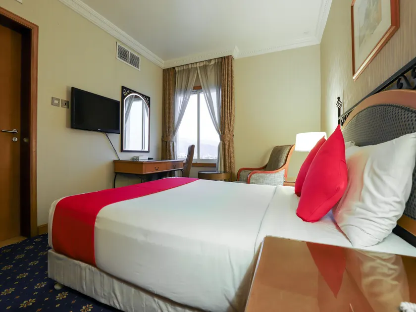 City Plaza Hotel - Room