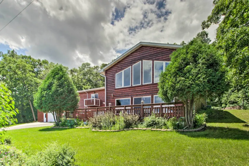 Spacious Frazee Home w/ Direct Lake Access! - Image 1