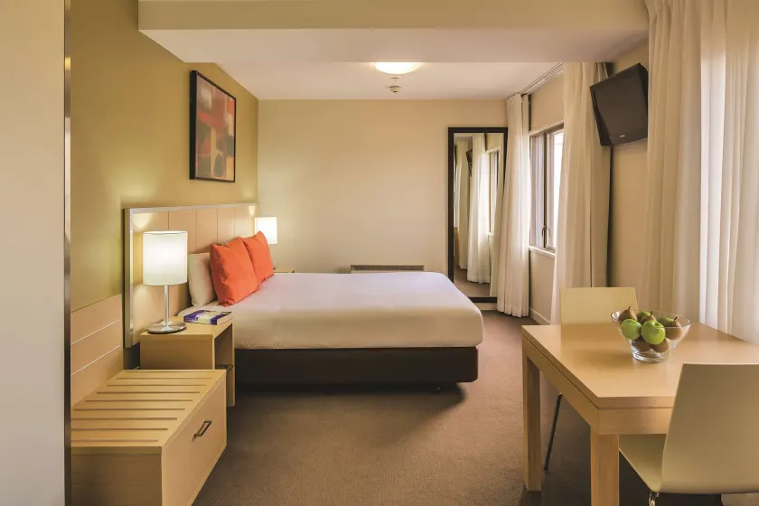 Travelodge Hotel Wellington - Image 1
