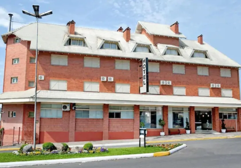 Di Capri Hotel - Image 1