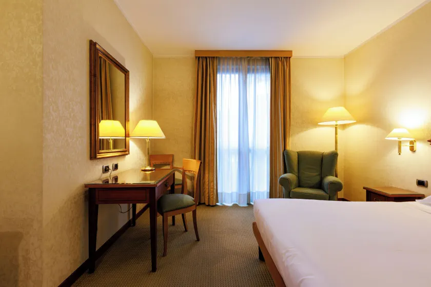 Hotel Excelsior Magenta - Image 1