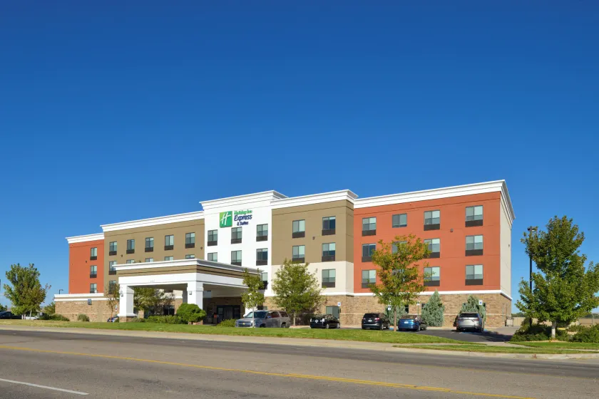Holiday Inn Express & Suites Pueblo by IHG - Image 1