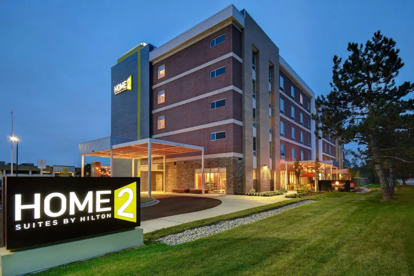Home2 Suites by Hilton Troy - Image 1