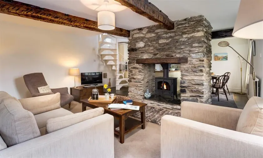 Camellia Cottage - Image 1