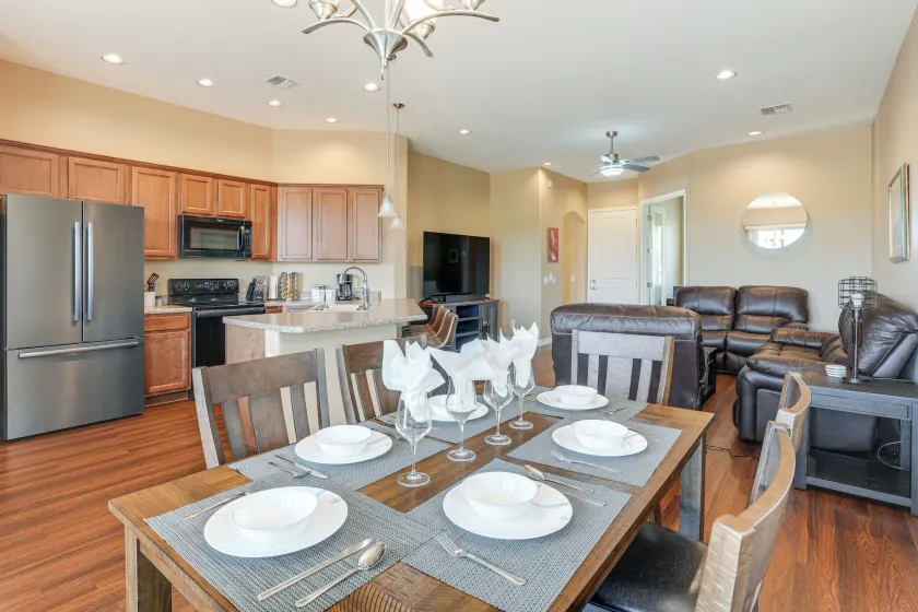 7 Mi to Watson Lake: Prescott Valley Home w/ Patio - Image 1