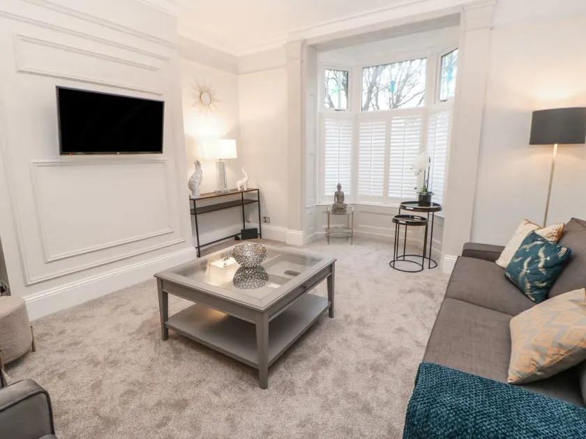 16 Seafield Terrace - Image 1