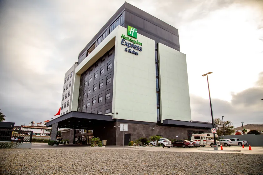 Holiday Inn Express & Suites - Ensenada Centro by IHG - Image 1