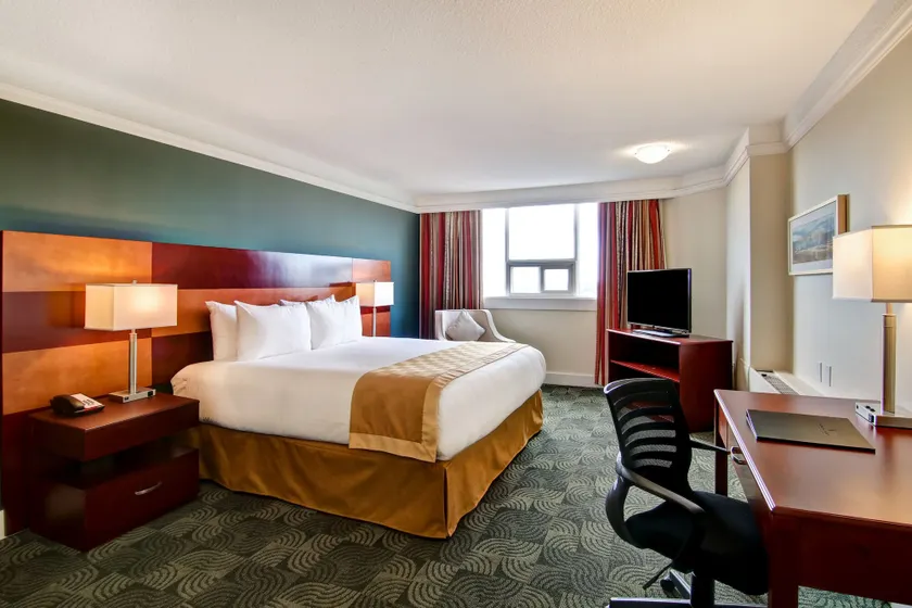 Edmonton Inn and Conference Centre - Image 1