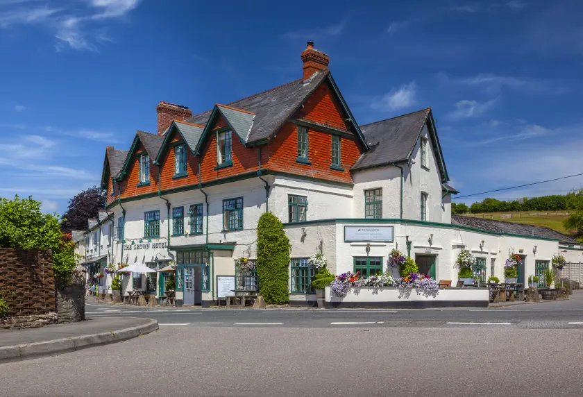 The Crown Hotel - Image 1