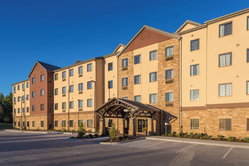 Staybridge Suites Omaha West by IHG - Image 1