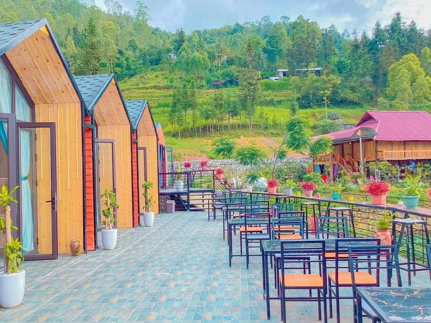 Plum Hillside lodge by sơn tinh - Image 1
