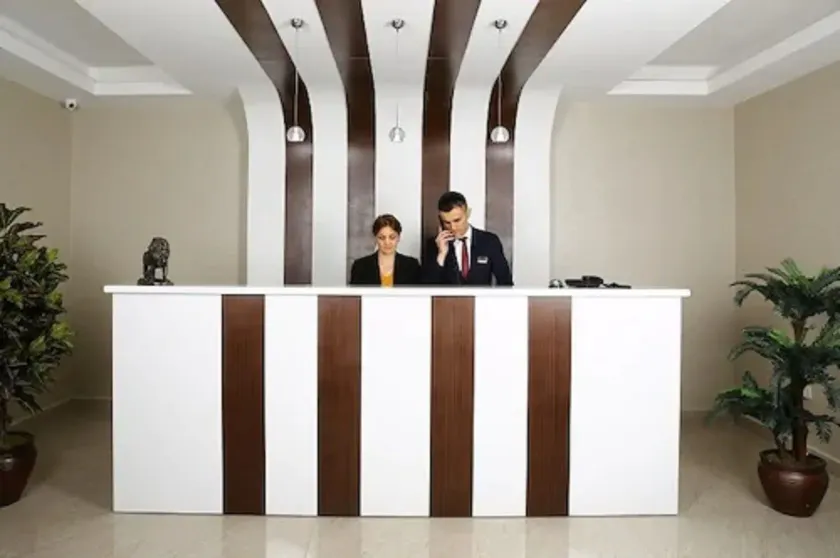 Golden Lounge Hotel - Réception