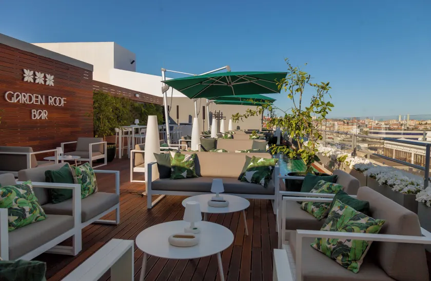 Altis Grand Hotel - Image 1