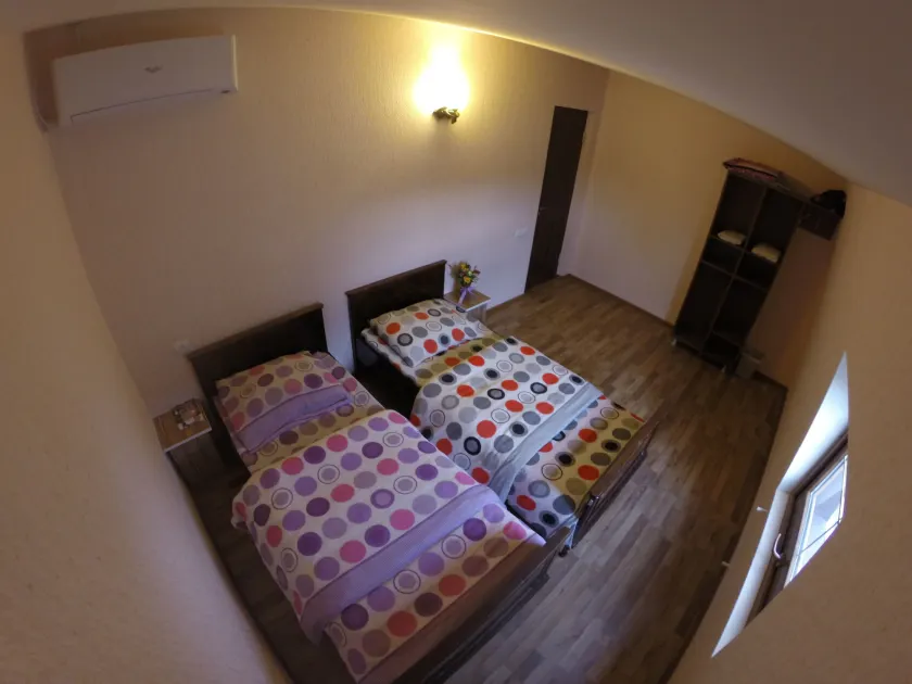 Glide Hostel - Image 1