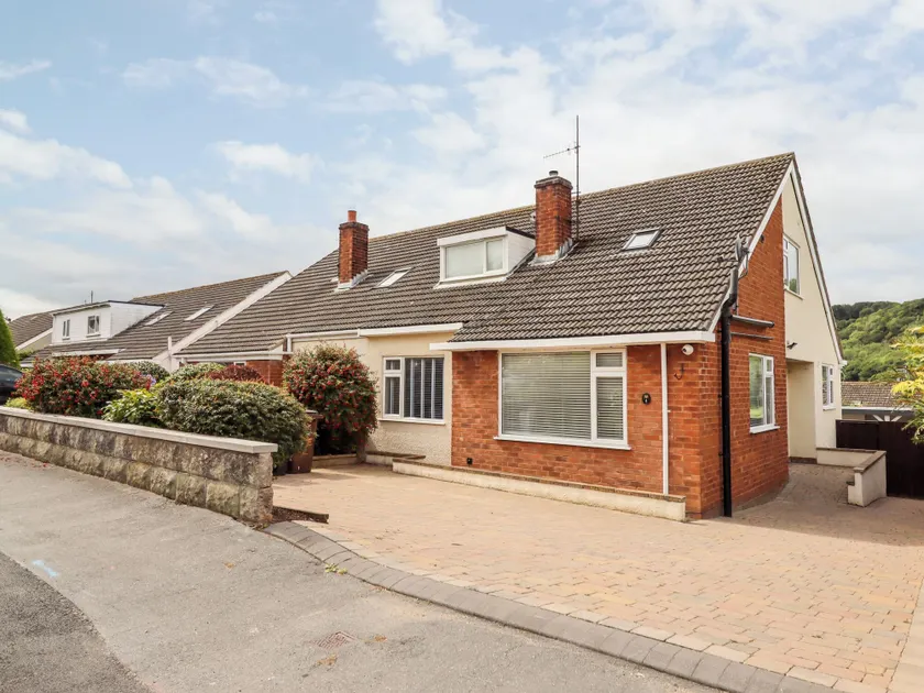 4 Bodnant Road - Image 1