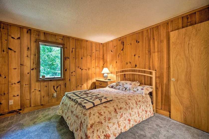 Spacious Dover Home w/ Sauna < 5 Miles to Ski! - Interiør