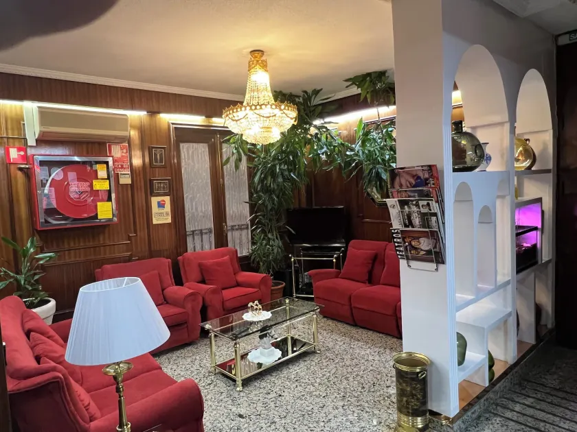 Hostal Sonsoles - Image 1