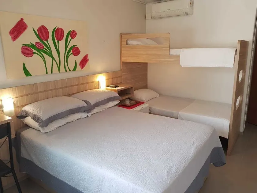 Tulipa Hotel - Image 1
