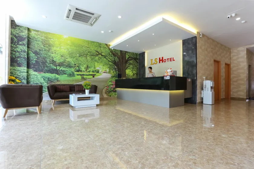 LS Hotel - Image 1