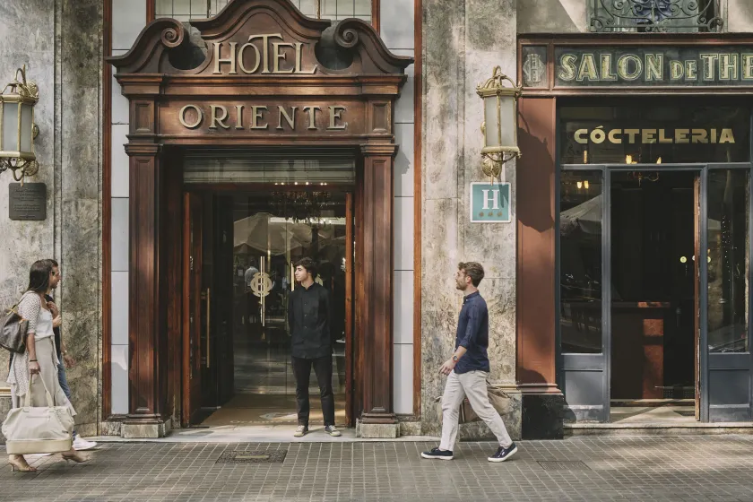 Oriente Atiram Hotel - Image 1