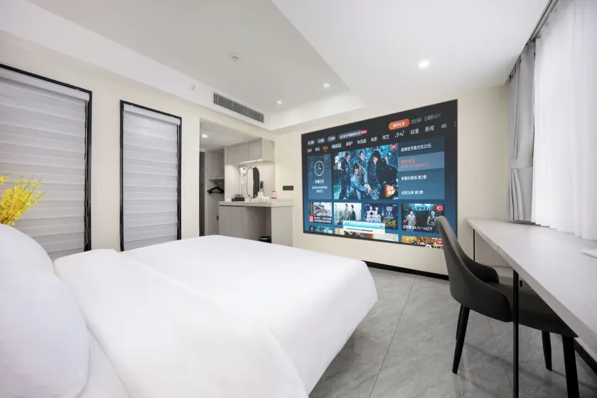 Deyu GM E sports Hotel - Image 1