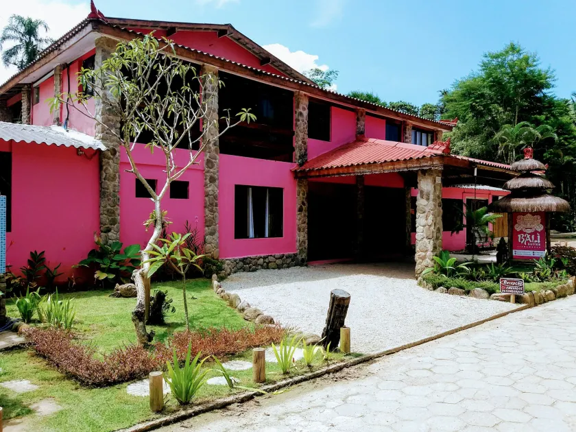 Bali Suites Itamambuca - Image 1