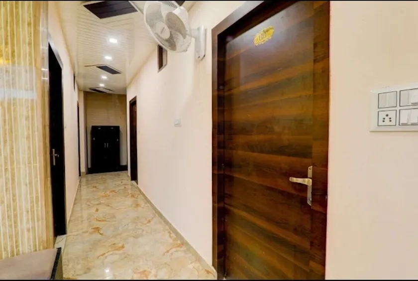 Madhav Inn Lucknow - Lobby