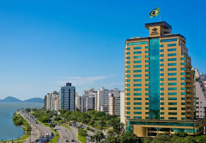 Majestic Palace Hotel - Image 1