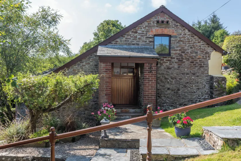 Shipload Cottage - Image 1