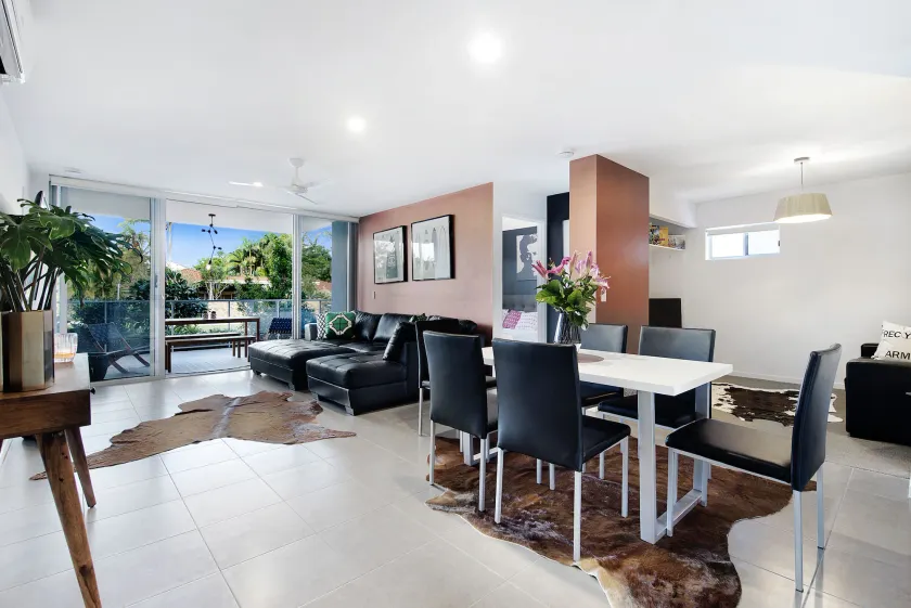 Waterford Private Apartments - Image 1