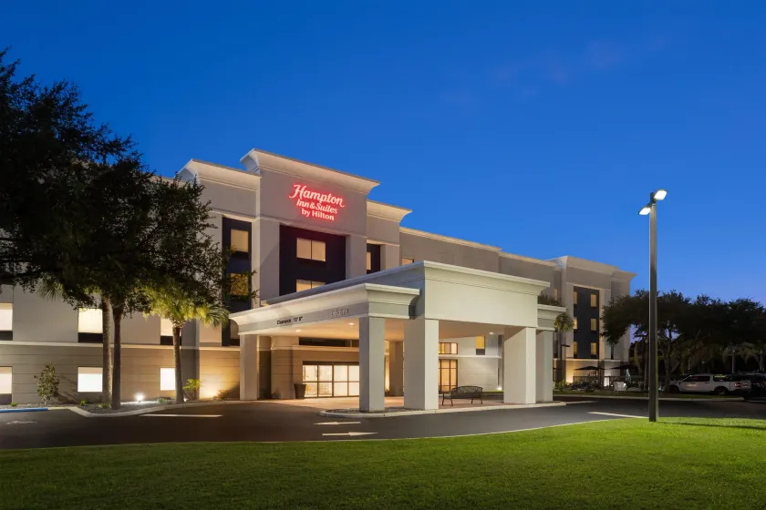 Hampton Inn & Suites Ocala - Belleview - Image 1