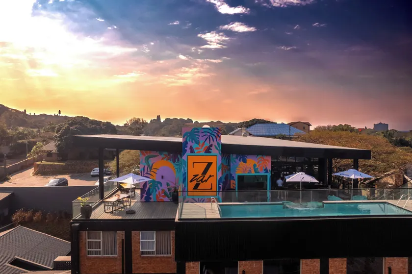 Zar Hotel - Image 1