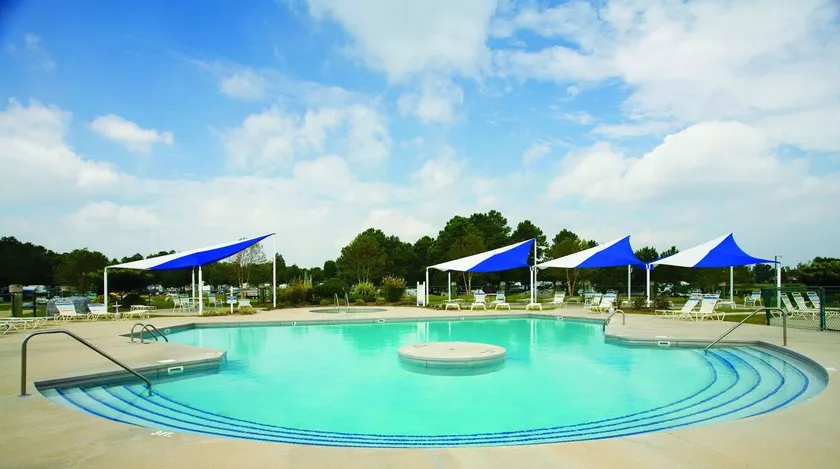 Twin Lakes RV & Camping Resort - Image 1