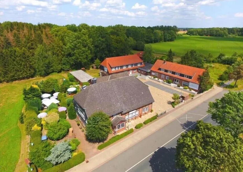 Hotel Zur Erholung & Restaurant Amme's Landhaus - Image 1