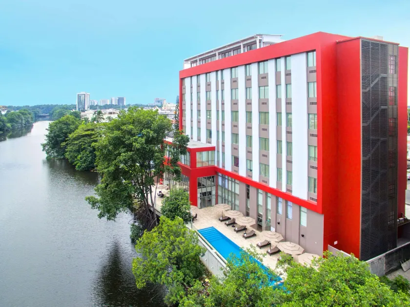 Radisson Hotel Guayaquil - Image 1