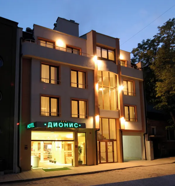 Dionis Hotel - Image 1