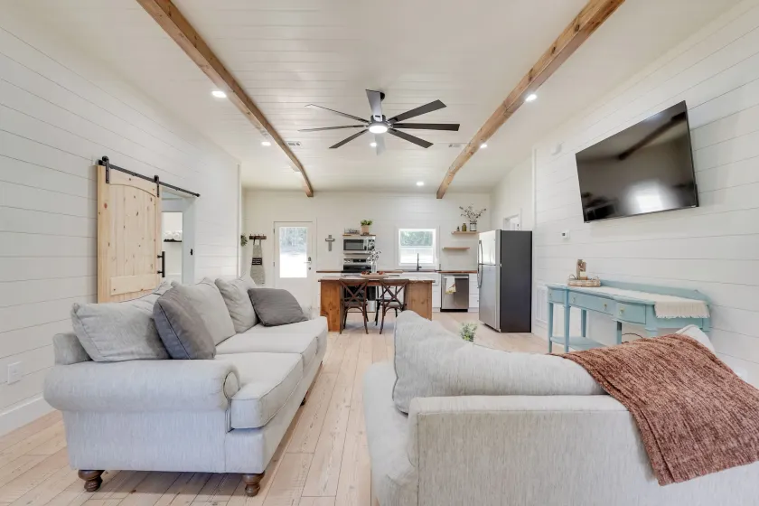 6 Mi to Magnolia Springs SP! Modern Cottage Living - Image 1