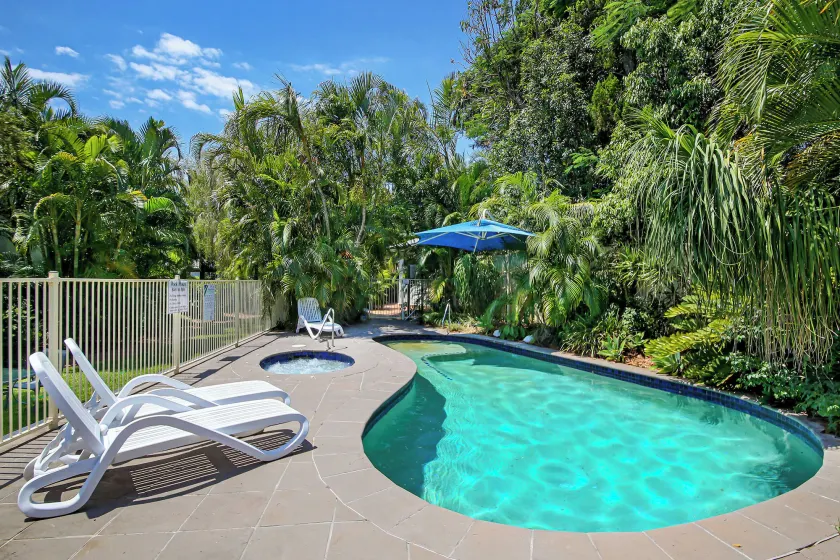Chez Noosa Holiday Apartments - Image 1