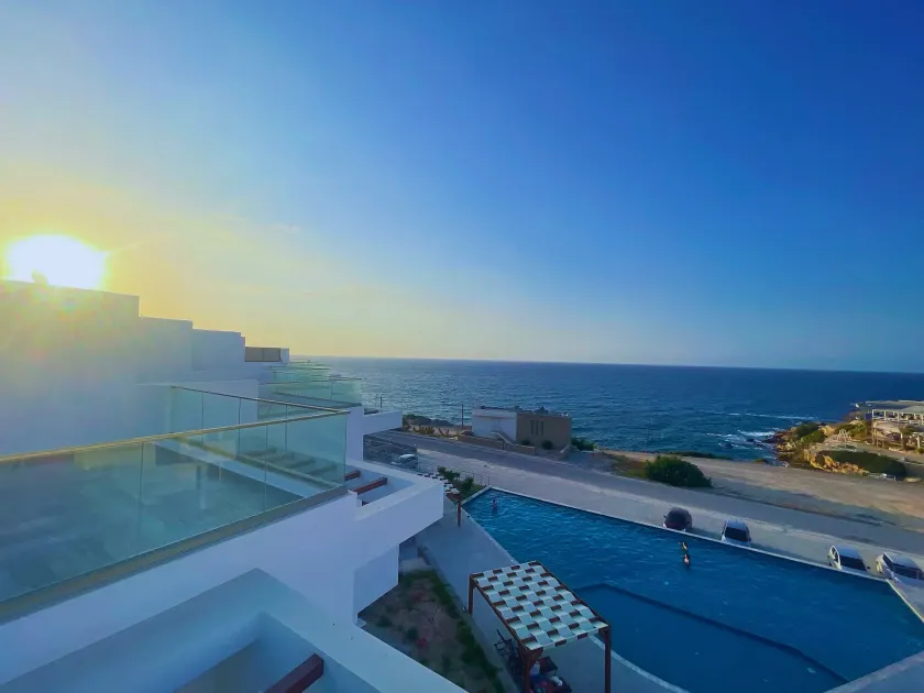 Azure Pearl Oceanfront Loft Apartment Spacious Rooftop Terrace Pool - Image 1