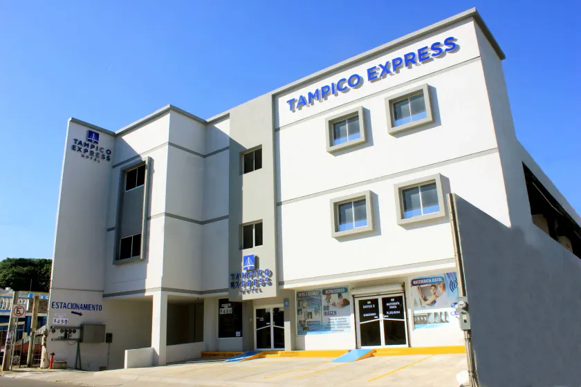 Hotel Tampico Express - Image 1