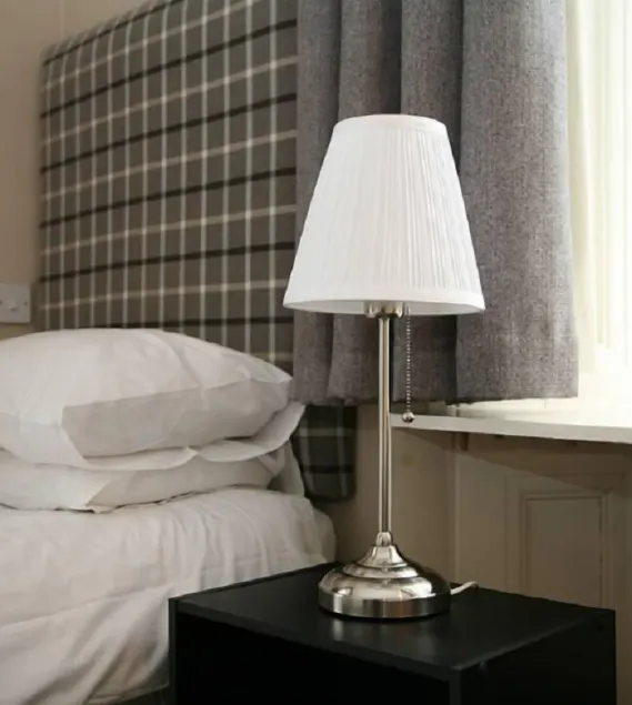 Crookston Hotel - Image 1
