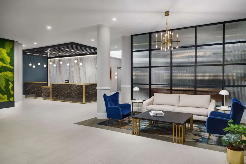 DoubleTree by Hilton Charlotte City Center - Image 1
