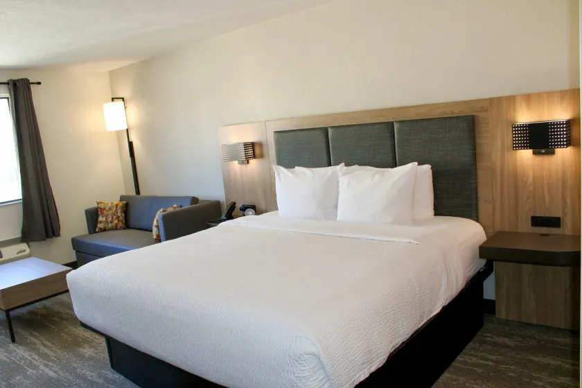 Ramada by Wyndham Cedar City - Image 1