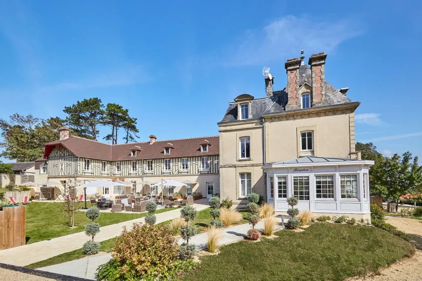 Les Villas d'Arromanches, Teritoria - Image 1